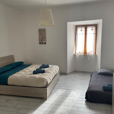 Vivere Il Borgo Sul Lago Genzano di Roma Exterior photo