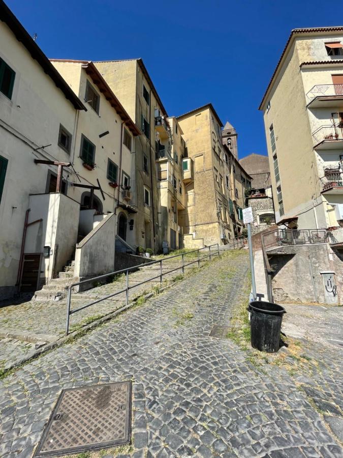 Vivere Il Borgo Sul Lago Genzano di Roma Exterior photo